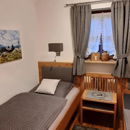 Haus Kirchplatz * Reit im Winkl