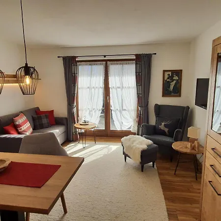 Haus Kirchplatz Apartment Reit im Winkl