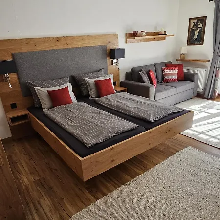 Haus Kirchplatz Apartment Reit im Winkl