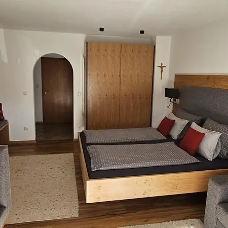 아파트 Haus Kirchplatz